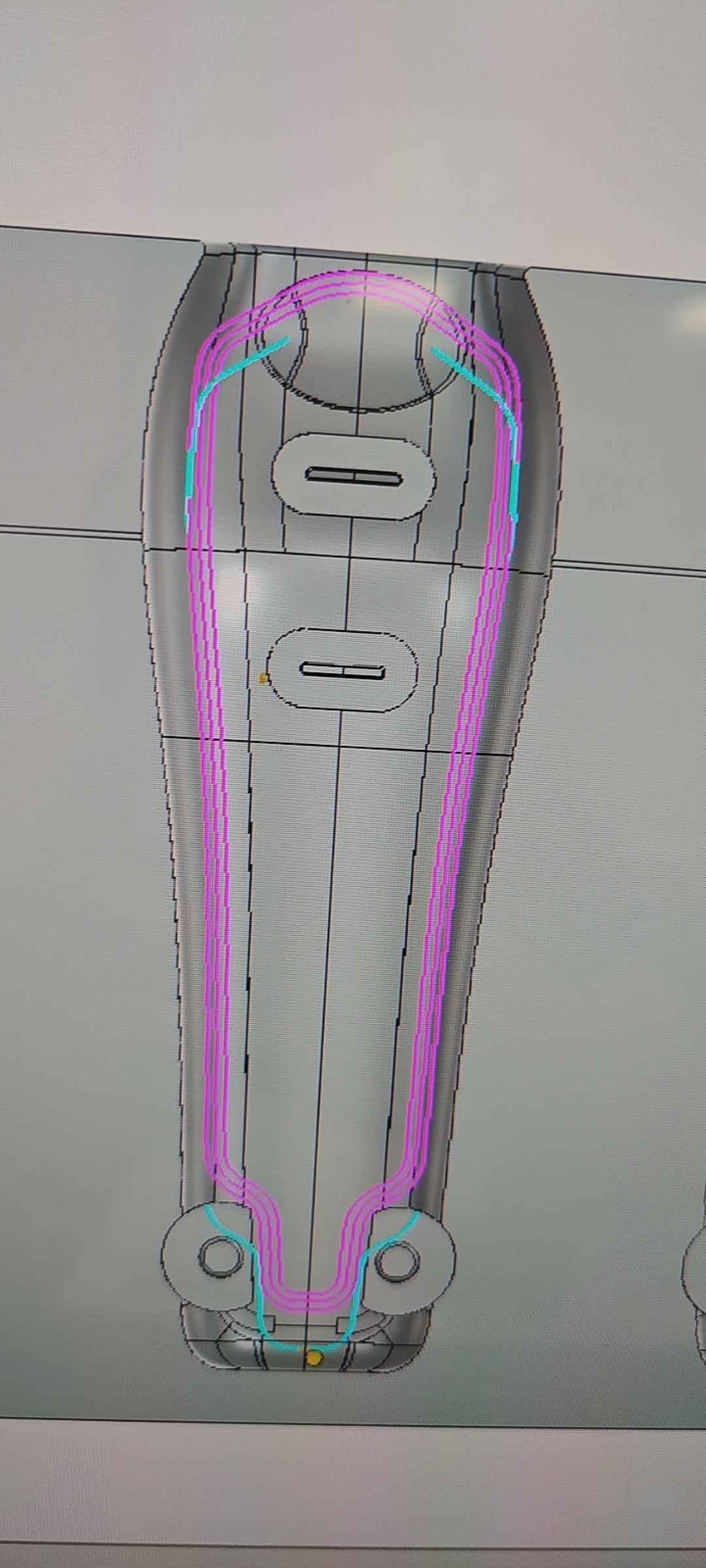 3D 轮廓偏移示例